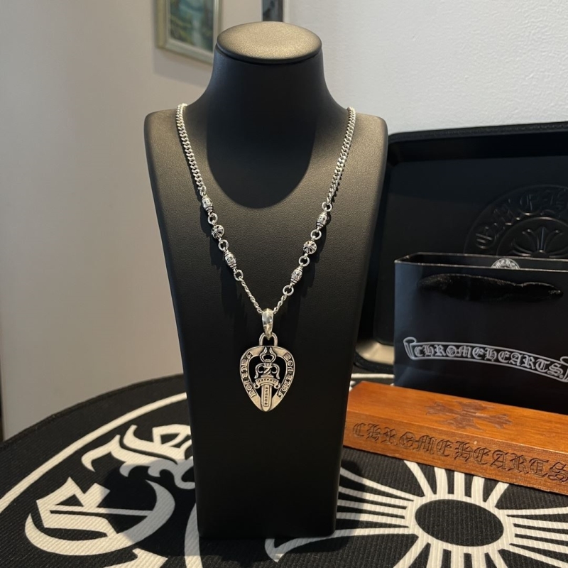 Ch**me He**ts necklaces